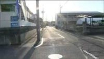「刺すぞ」女性が男に路上で脅されスマホ１台奪われる強盗事件発生　宮城・岩沼市