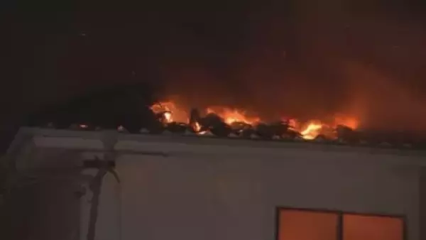 2人が死亡　実家に放火した疑いで48歳の女を現行犯逮捕　宮城・石巻市