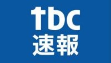 【速報】白石市内の国道で乗用車と大型貨物車が絡む事故　20代男性意識不明の重体