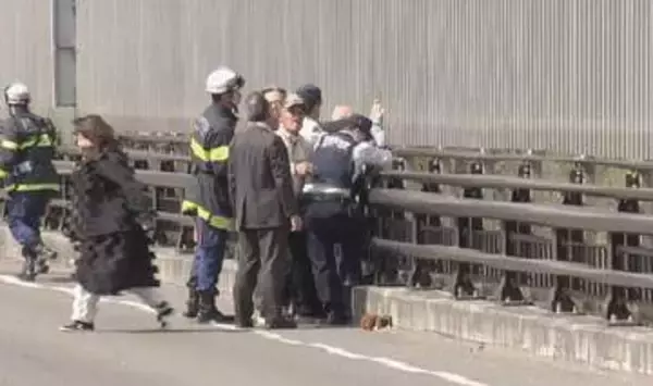 「飛び降りようとしている人がいる」八木山橋で20代女性を救助　仙台