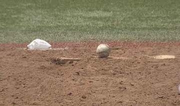 仙台育英サヨナラ負け　高校野球東北大会決勝　９回表で２点リードも・・・