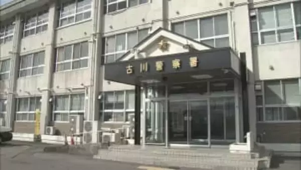 飲酒運転のうえ信号待ちの車に衝突　運転手にけがをさせた疑い　４９歳の男現行犯逮捕