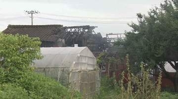 「建物から火と煙が出ている」木造2階建て住宅1棟が全焼　宮城・岩沼市
