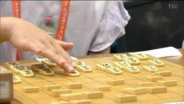 子どもたちの将棋大会「もっと考えて次は勝ちたい」熱戦繰り広げる　仙台