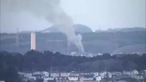 【速報】住宅地で住宅火災　黒煙上がる　仙台・泉区鶴が丘