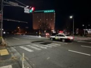 仙台バイパス「六丁目交差点」で自転車の50代女性はねられ意識不明　乗用車運転の35歳男を現行犯逮捕