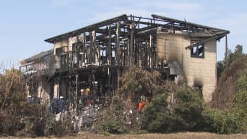 白岡市　住宅火災　1人の遺体発見／埼玉県