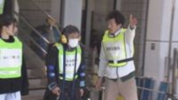 首都直下地震を想定　帰宅困難者避難誘導訓練／埼玉県