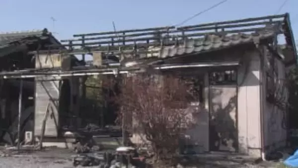 住宅が全焼する火事　男性１人が遺体で見つかる／埼玉県