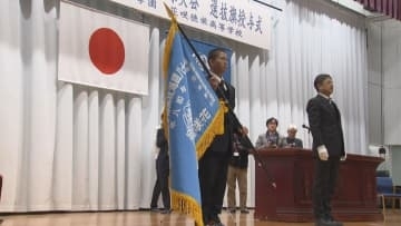 ６年ぶり６回目の出場　花咲徳栄に選抜旗授与式／埼玉県