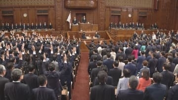 衆議院解散　事実上の選挙戦へ