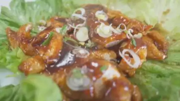 【埼玉グルメ】赤い暖簾の先にある一杯、通いたくなる王道町中華【阡楽／ふじみ野市】