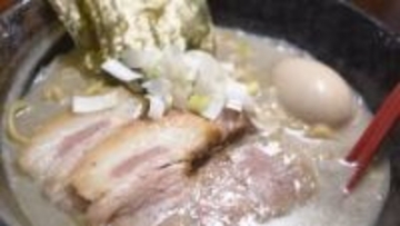 【埼玉グルメ】煮干しを研究し続ける店主の自信作【煮干しラーメン 渡辺商店／東松山市】