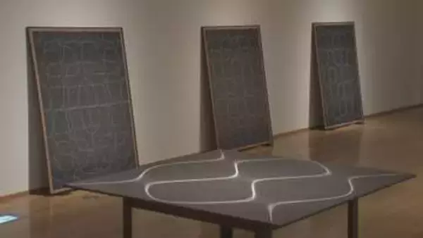 川越市「線について－自作の４シリーズから」展／埼玉県