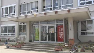 大型バイクと乗用車が衝突　新潟市の信号機のない交差点　大型バイクに乗っていた男性が意識不明の重体　乗用車に乗っていた女児が軽傷《新潟》