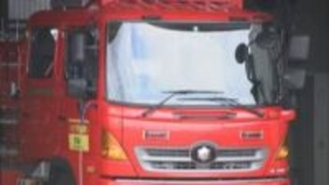 【速報】新発田市の住宅で火事 「家から煙が見える」消防が消火活動中（14日午前10時20分現在）