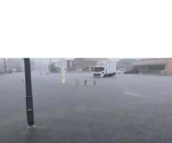【大雨の影響】新潟市が江南区の一部に避難指示　市内各地で道路が冠水　一部で通行止めも　新潟市に「レベル４大雨危険警報」「レベル４土砂災害危険警報」発表中