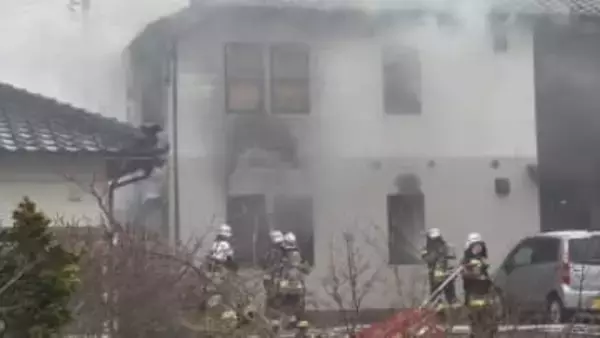 「1階から火が」朝のアパートで火事 焼け跡から遺体 火元の30代女性か《新潟》