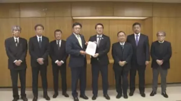 プロスポーツ公式戦などができるアリーナ建設求め　企業の有志が新潟市長に要望《新潟》