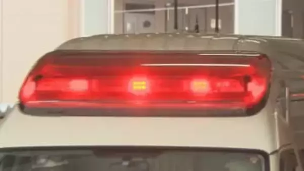 軽乗用車が道路を横断中の男性と衝突する事故　高齢とみられる男性が搬送されるも死亡《新潟》