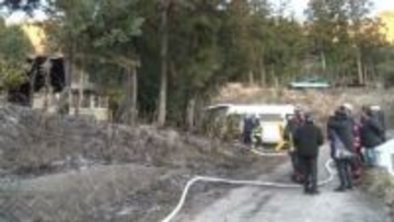 小屋を全焼する火事　小屋の近くから1人の遺体発見《新潟》