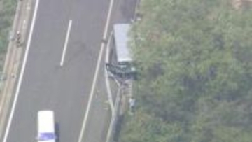 【続報】磐越道事故・マイクロバス乗車の男子高校生1人死亡　同乗の高校生17人が重軽傷 　5人が開放骨折などの重傷《新潟》