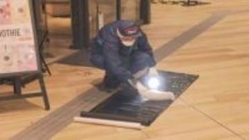 【速報】新潟市中央区の万代で20代女性が何者かに刺されたか「包丁を持った男に切り付けられた女性がいる」　銃刀法違反疑いで現場付近にいた高齢とみられる男を現行犯逮捕《新潟》