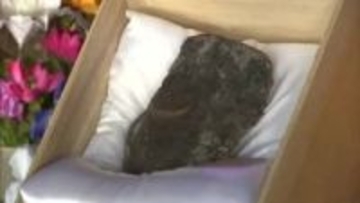 人吉市の指定文化財、三日月石が１年に１度だけ一般公開される伝統行事「三日月詣」【熊本】