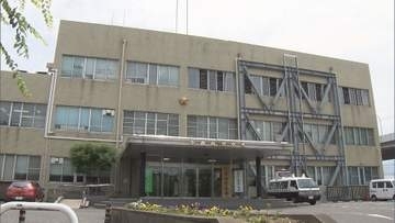電柱衝突事故を起こした女(64)を車“酒酔い運転”で逮捕　「体に酒が残っているとは思わず」と容疑否認　福岡・北九州市小倉南区
