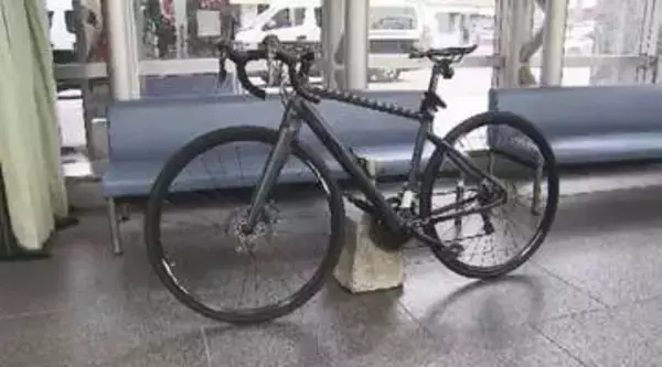男子高校生が運転する自転車　歩いていた54歳男性と衝突　男性は意識不明　「急に歩行者が現れた」と話す　福岡