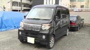 赤信号を無視してタクシーと衝突か…パトカーから逃走中「飲酒で捕まりたくなかった」　42歳の男を逮捕　危険運転致傷の疑い　福岡