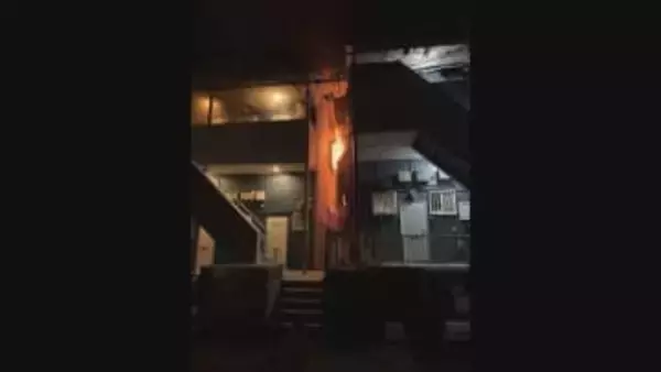 【速報】福岡市のアパートで火事　消防車など26台出動　約2時間後に鎮火