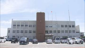 道路を横切るクマ1頭を目撃　高校から約2キロの地点で体長約1メートル　車で走行中に　山口・下関市