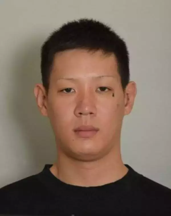 【速報】指名手配の男（26）を逮捕　福岡市の殺人未遂事件　熊本市の宿泊施設で　犯人隠避容疑で男女2人もあわせて逮捕