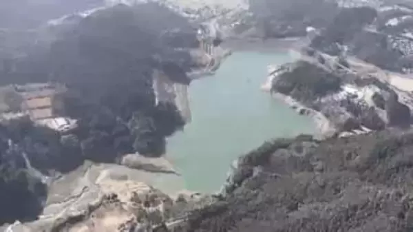 福岡県内のダム貯水率低下　筑後川水系3ダムは44.9％　去年秋以降の少雨が影響　渇水時にも枯れない“神秘の池”も水たまり状態に　県が取水制限を検討