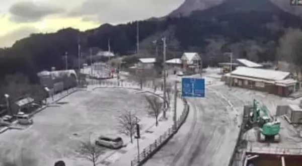 福岡で初雪観測　26日にかけて山地で大雪のおそれ　多いところで3センチ　平地でも積雪予想　道路凍結など注意　気象台