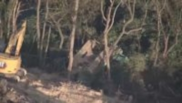 【速報】「重機が斜面を転がった」と通報　宅地造成中のショベルカーが転落　男性1人が意識不明の重体　福岡市東区