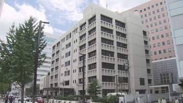 72歳男がスーツ姿で正社員装い…デパートのバックヤードで“窃盗”繰り返したか　全国10都府県で400万円超の被害　福岡県警