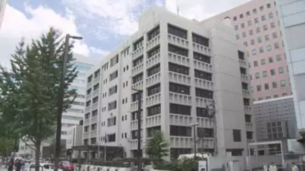 72歳男がスーツ姿で正社員装い…デパートのバックヤードで“窃盗”繰り返したか　全国10都府県で400万円超の被害　福岡県警
