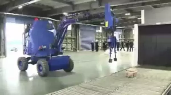 爆発物処理班も参加　税関・警察・消防などテロ対策の合同訓練「専門知識持ち寄って万全の対策を」　福岡