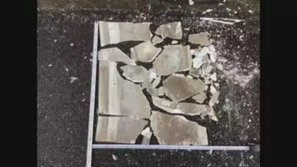 JRの駅で１２ｍの高さから重さ４キロの天井材が落下　「大きな音がした」と利用者から通報　けが人はなし