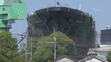 「住宅街に迫る巨大タンカー！SNSでも話題の迫力満点の30秒　“街なかの造船所”の進水式に密着【2025福岡総決算】」の画像1