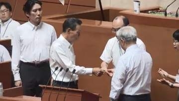 くじ引き決着の裏に“3人の新開議員”　「しんかい」だけでは無効に　福岡県議長選で起きた波乱「名字だけでは意思特定できず」