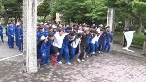 大田原高校の伝統行事「強歩」571人が35キロを歩く　大田原市