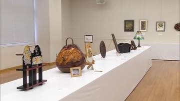 高齢者の作品ズラリ　シルバー作品展　ねんりんピックとちぎ