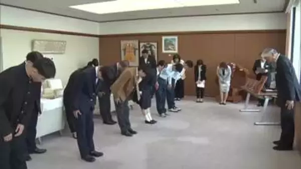 全国優勝の高校生らを福田富一知事が表彰　栃木県