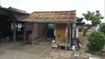 栃木市吹上町の突風被害で現地調査　市職員が被害を確認　見舞金の申請方法などを説明