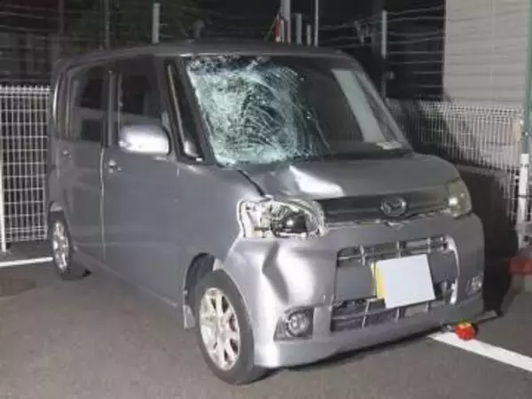19歳男性が意識不明の重体…軽自動車でひき逃げした疑いで46歳男を逮捕 警察官が付近でガラスにひび入った車を発見