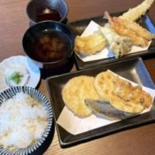 甘鯛や白子もサクサクに…大穴子丸ごと1本の定食が話題 イタリアン経験を生かした創作天ぷらが楽しめる店