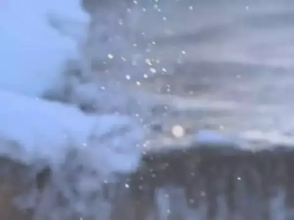 最低気温は氷点下18.5度…岐阜県高山市六厩で『ダイヤモンドダスト』を観測 氷の結晶が朝日を受け輝く